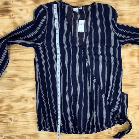 Gap Maternity Striped Linen Blend Faux Wrap Top Sz S - Picture 10 of 10
